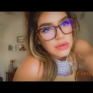 Meet your Posher, Malysa